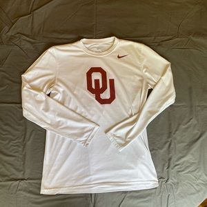 Large OU Nike Dri-fit long sleeve shirt